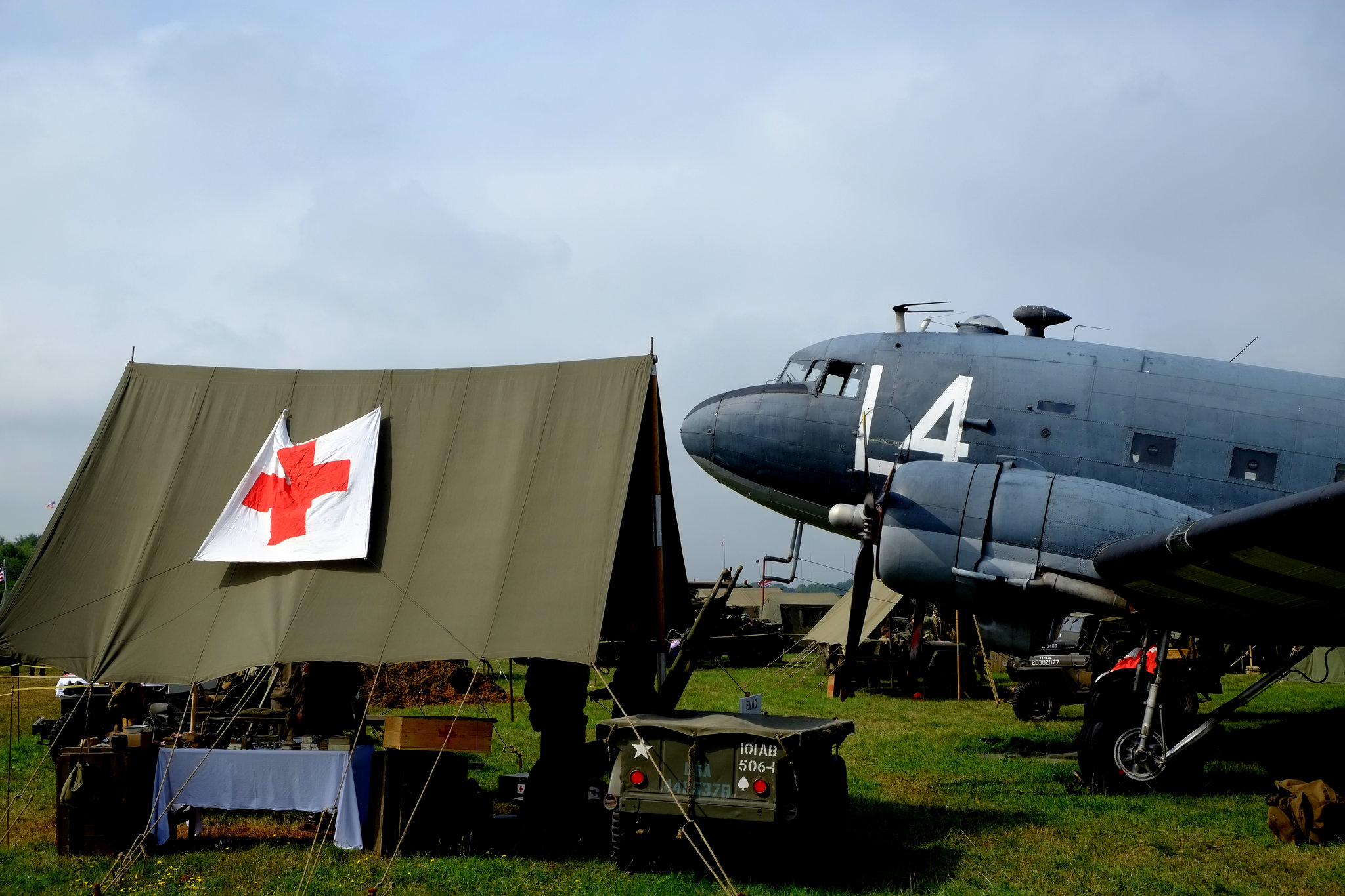 Dunsfold W&W Douglas DC3 Dakota 2 X-E1