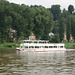 ŝipo sur rivero Elbo (Schiff auf der Elbe)