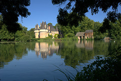 Château de Bazouges-sur-le-Loir