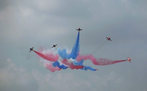 Dunsfold W&W RAF Red Arrows 2 S5 Pro