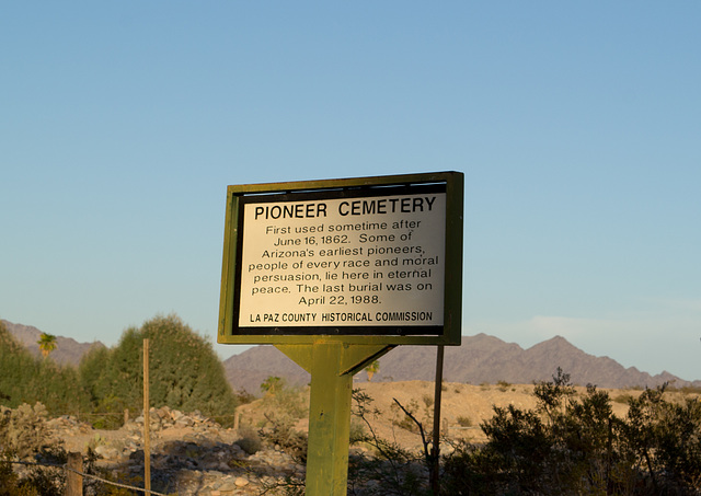 Ehrenberg, AZ: Pioneer Cemetery (0734)
