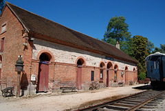 Gare de la Ferté-Saint-Aubin