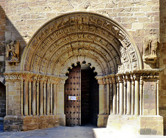 Puente la Reina - Iglesia de Santiago