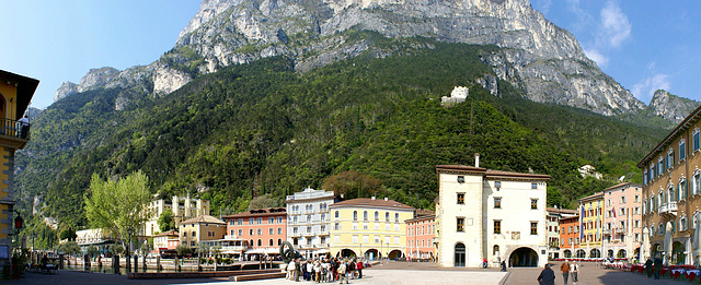 Auf der Piazza 3 Novembre. ©UdoSm