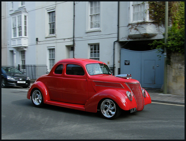 red car in Jericho