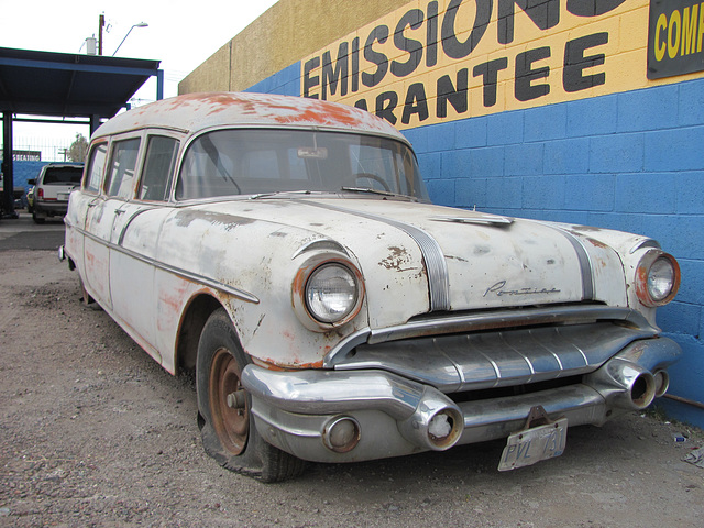 1956 Pontiac Memphian Ambulance