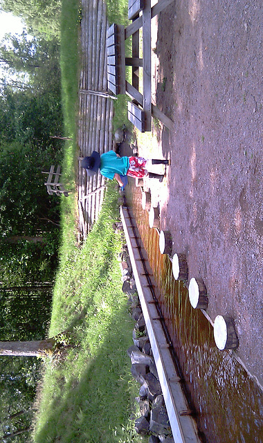 And under the hat there is a Dante