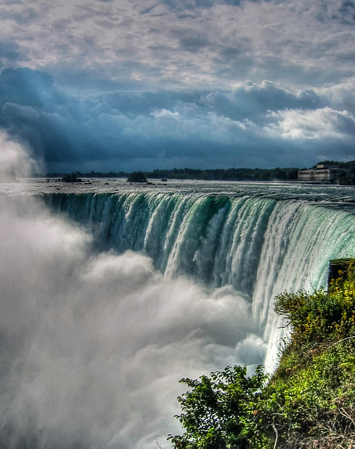 Horseshoe Falls, Niagara (150°)