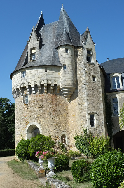 Château de Bazouges-sur-le-Loir