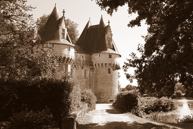 Château de Bazouges-sur-le-Loir