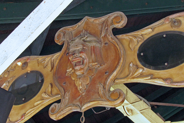 Carousel Rounding Board - The Screamer