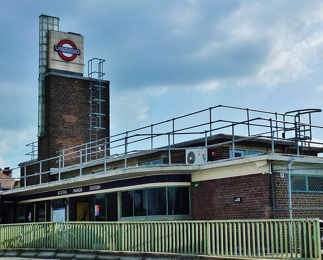 boston manor station, brentford, london