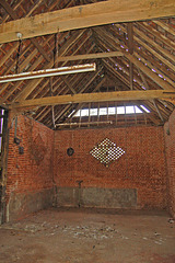 Frostenden. The Grove. Barn (8)