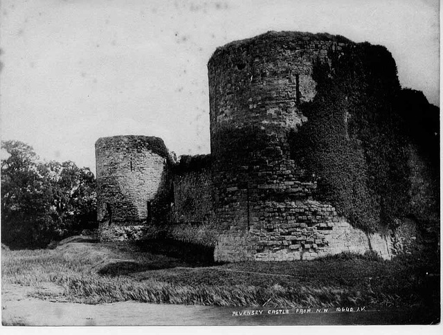 Pevensey Castle from NW