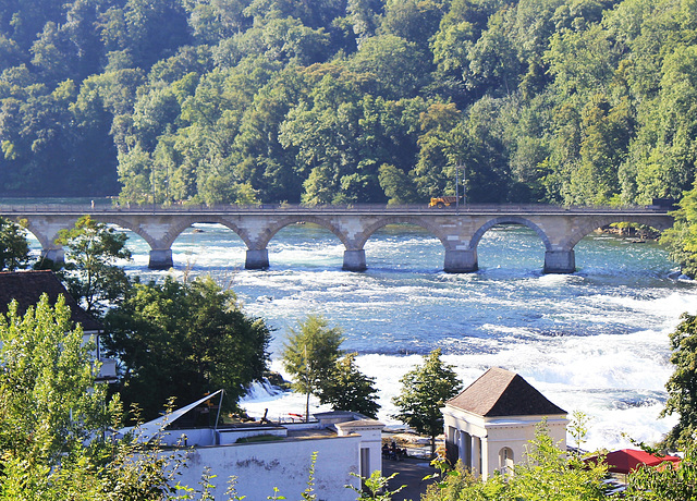 Brücke über den Rhein