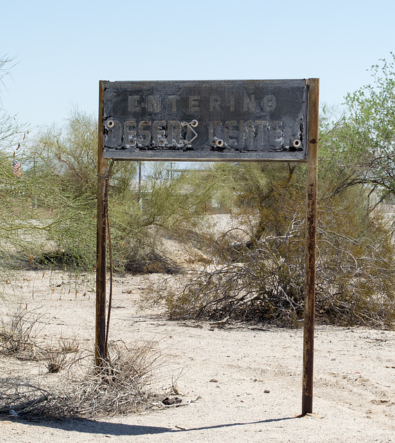 Desert Center, CA (0641)