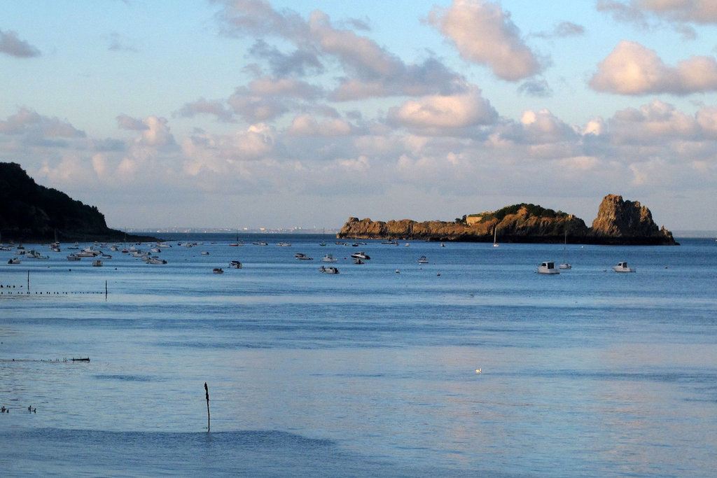 Cancale, baie du Mont-Saint-Michel (Ille-et-Vilaine, France)