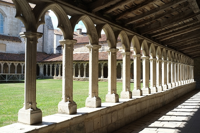 Le cloître du couvent des Carmes de la Rochefoucauld