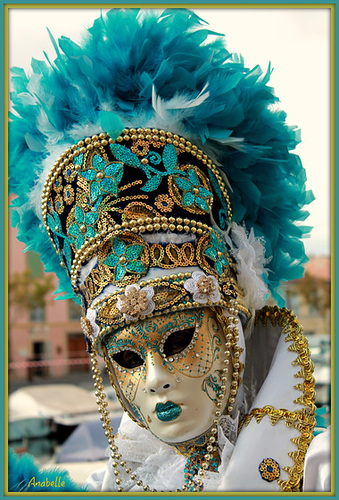 plumes bleues