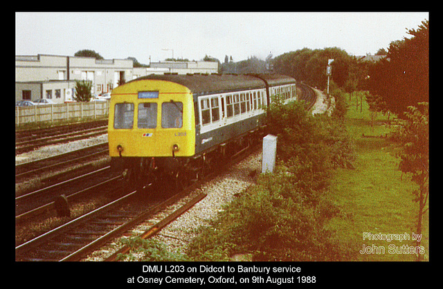 DMU set L203 at Oxford on 9.8.1988