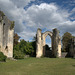 Ruines de l'abbaye de la Couronne