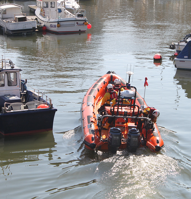 Launching the Lifeboat (6)