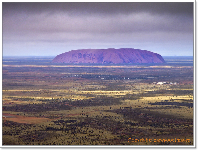 first glimpse of uluru