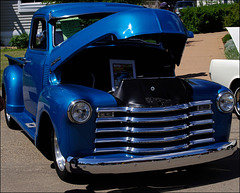 1949 Chevrolet Five-Window 00 20120603