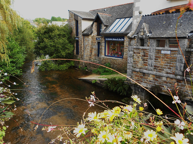 PONT AVEN