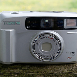 Samsung Maxima Zoom 80 Ti