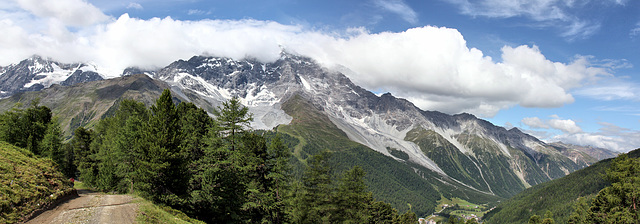 Panoramablick Ortler  von der anderen Talseite aus