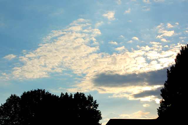 nuboj (Wolken)