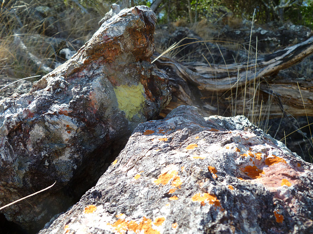 rocks queensland