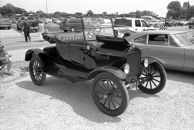 1925 Ford Model T Roadster