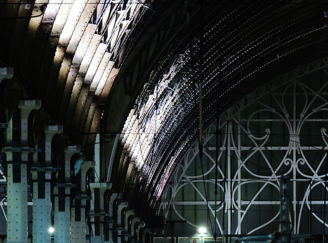 paddington station, london