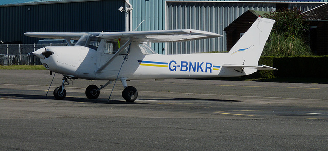 Cessna 152 G-BNKR
