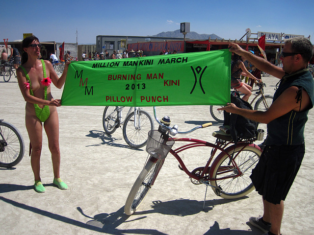 Million Mankini March (4967)