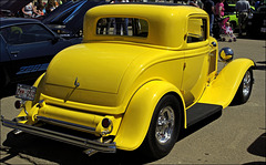 1932 Ford Coupe 00 20120603