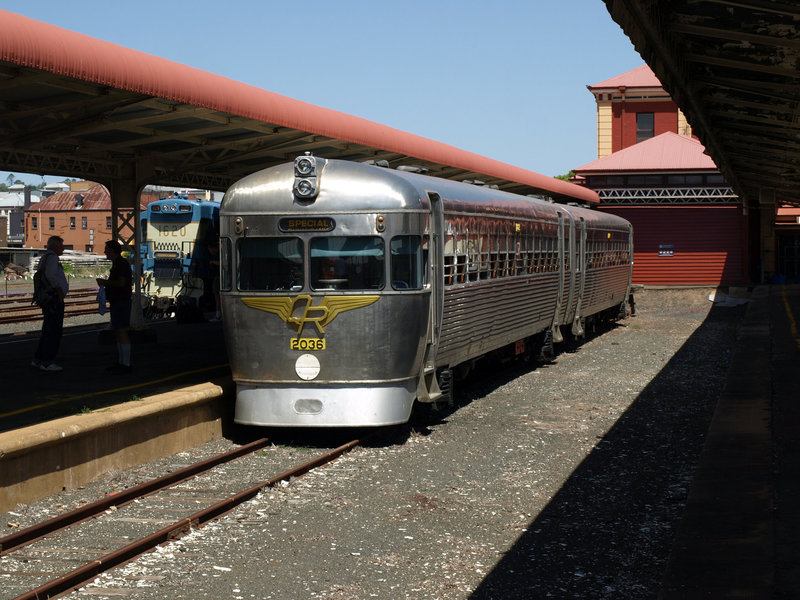 201309TmbaCarnivalRail 068