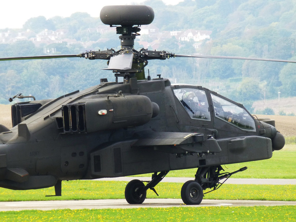 Apache ZJ198 at Shoreham (2) - 27 September 2013