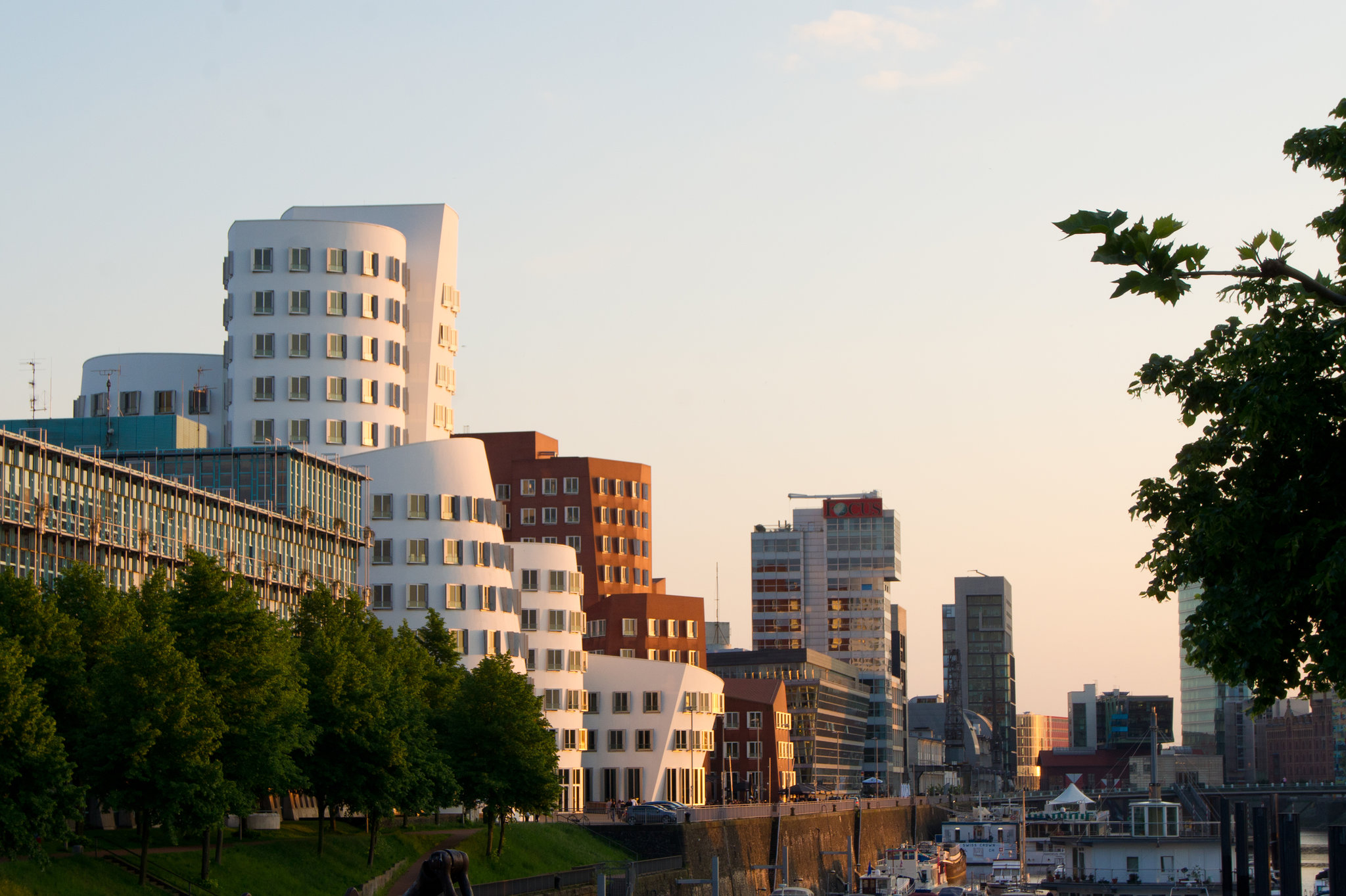 Düsseldorf Medienhafen DSC07116-2
