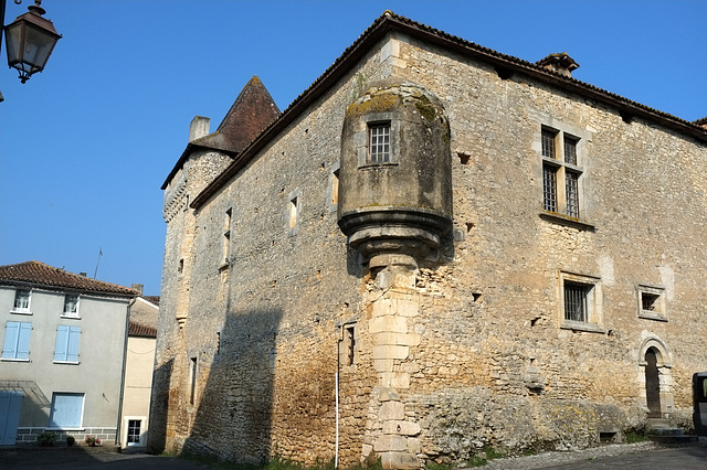 Château de Varaignes