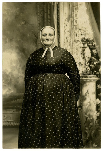 An "Ugly" Postcard from Amanda Ench