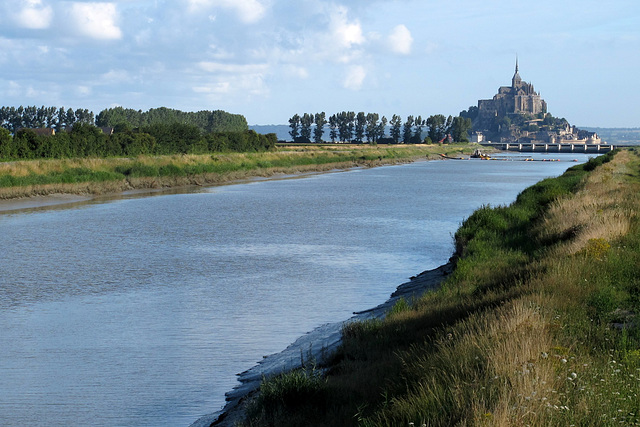 Nous partons le long du Couesnon (Ille-et-Vilaine, Bretagne, France)