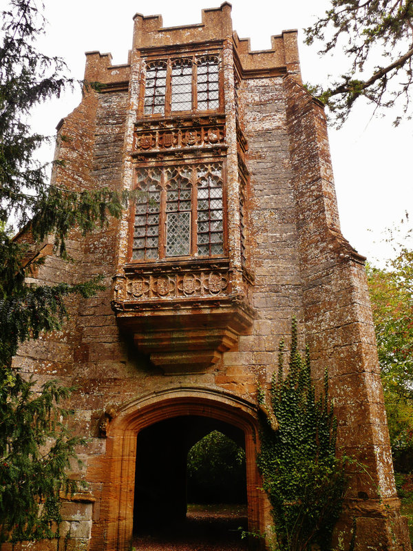 cerne abbey, dorset