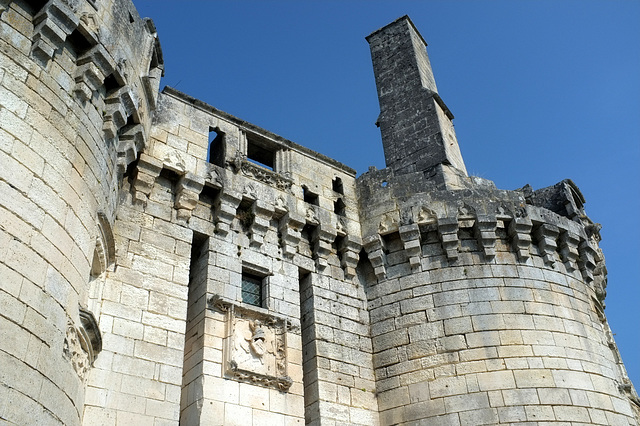 Entrée du château de Mareuil