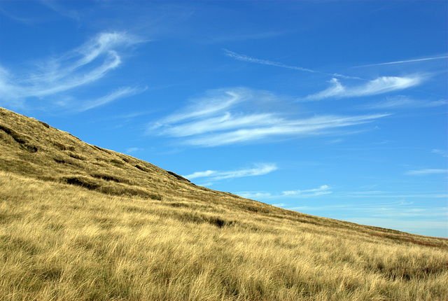 Approaching Shelf Stones over Gathering Hill