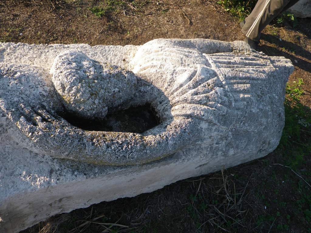 Haut de cariatide