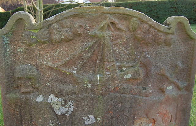 Memorial. Churchyard. Walberswick (2)