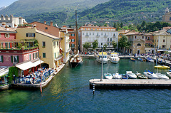 Vor dem Hafen von Malcesine. ©UdoSm